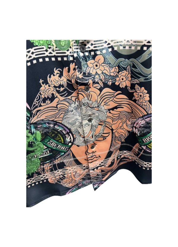 Kemeja Lengan Pendek Motif Medali Barok Mewah | Pakaian Resor Pria Bernapas Sentuhan Sutra