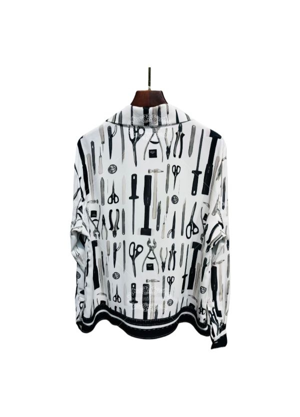 Kaus Barok Patung Monokrom | Galeri Mewah