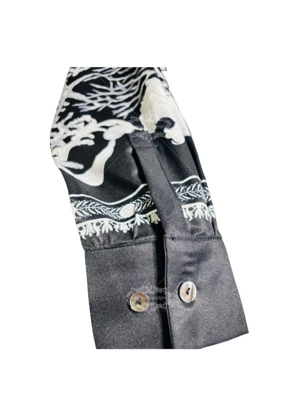 Kemeja Barok Laut Monokrom | Kerah Santai