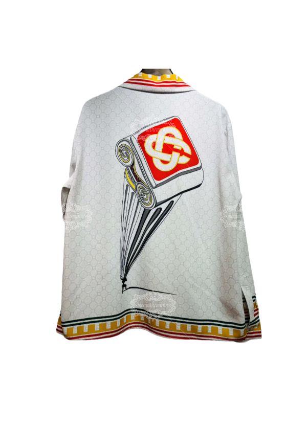 Kaus Rantai Geometris Emas Hitam | Galeri Mewah