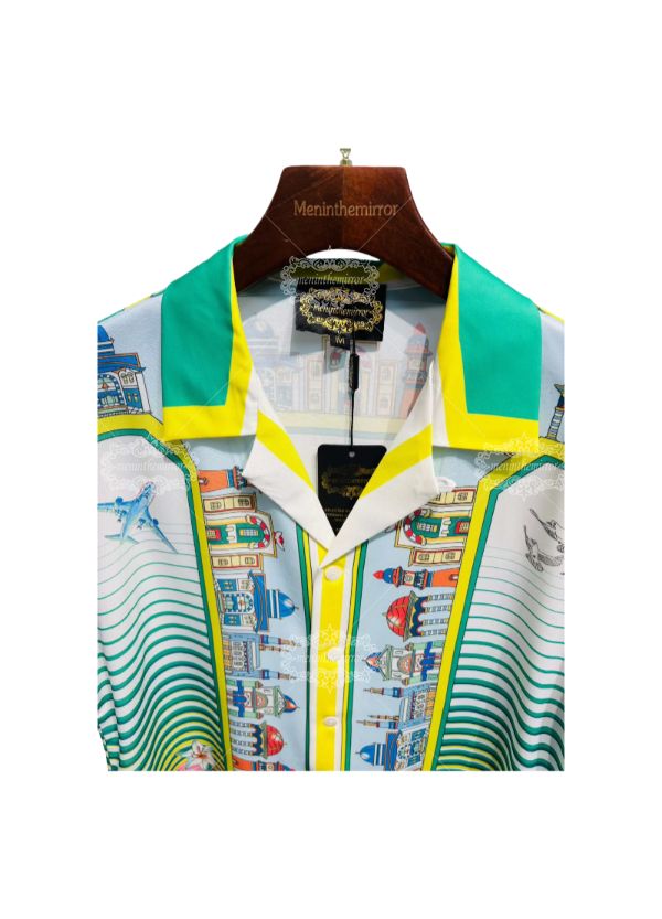 Kaus Pemandangan Kota Geometris Emas Hitam | Galeri Mewah